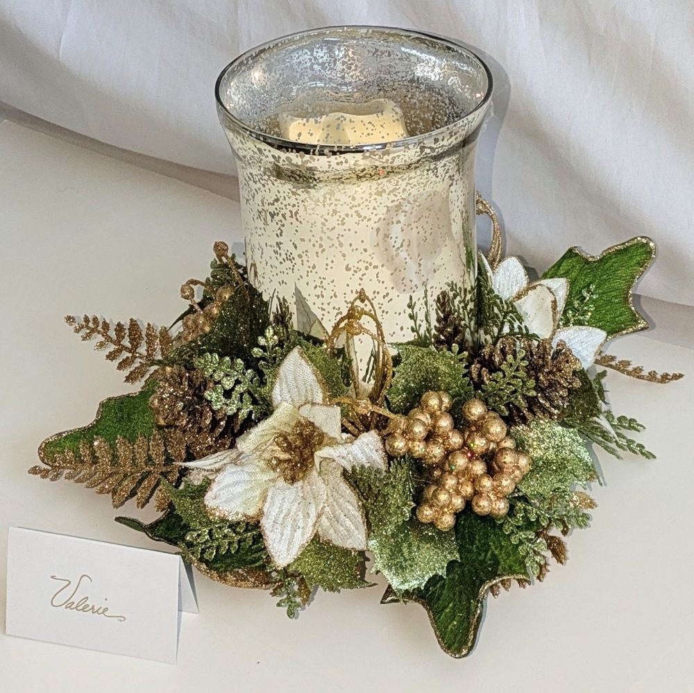 Valerie Parr Hill Holiday Centerpiece